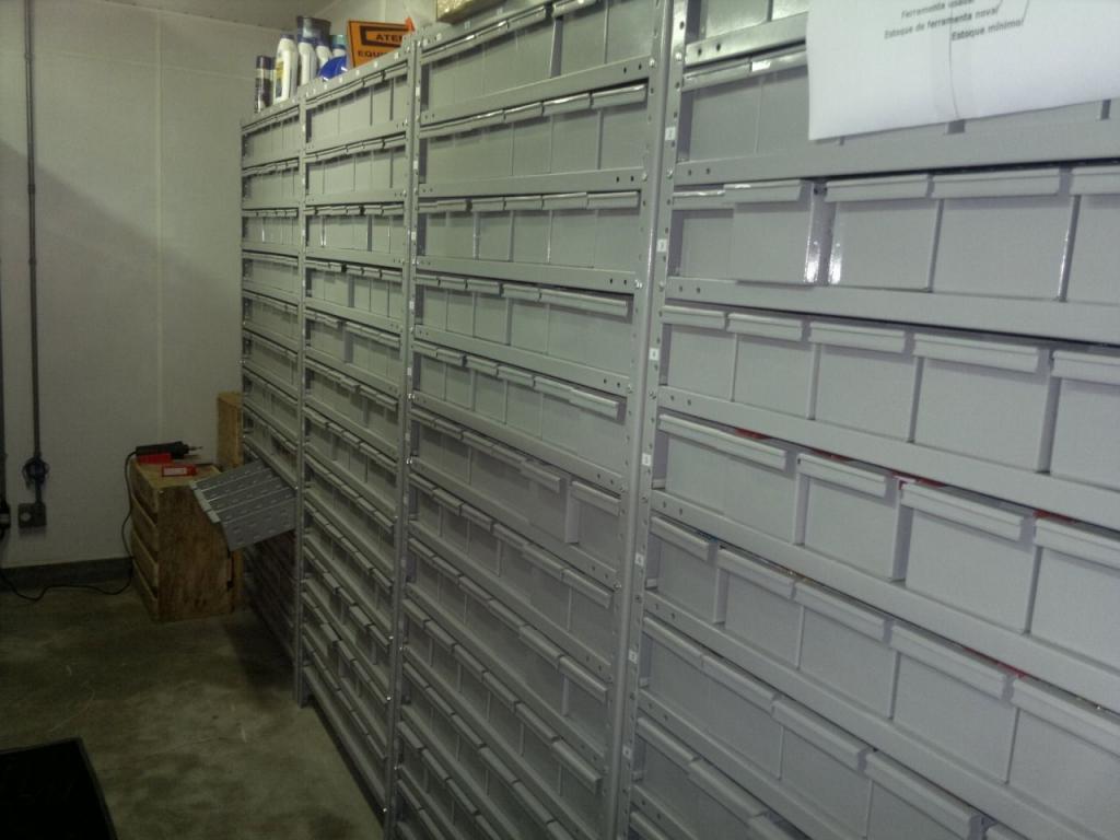 fábrica de estantes de aço fábrica de estantes de aço